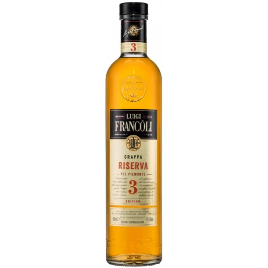 Grappa Riserva 3 Anni 0,7L 3 Grappa Riserva 3 Anni 0,7L
